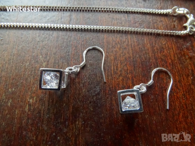 Посребрен дамски комплект - ланец, гривна, обеци - "Кубче с кристал", снимка 2 - Колиета, медальони, синджири - 53623575