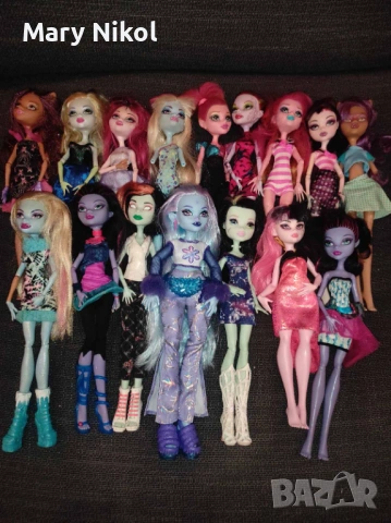 Monster High lot кукли 16 броя + подаръци