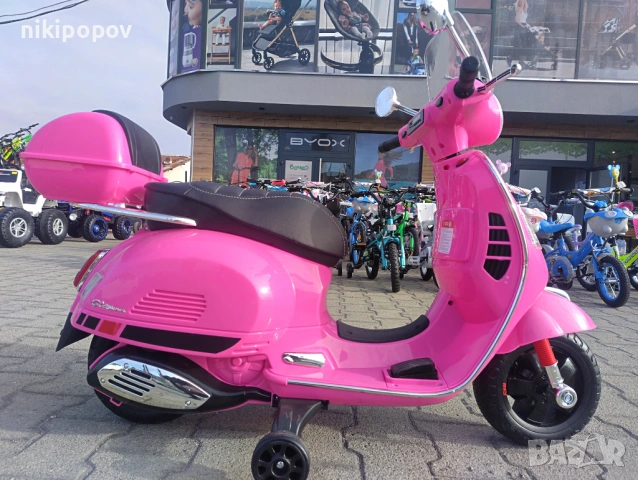 VESPA Акумулаторен мотор голям Vespa GTS Super Розов, снимка 11 - Други - 53849997