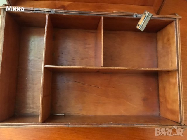 Продавам прекрасна кутия за бужута от тиково дърво , снимка 4 - Бижутерийни комплекти - 35777126