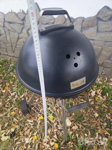 Барбекюто BARBE за класическо готвене на дървени въглища  , снимка 2 - Барбекюта - 42441186