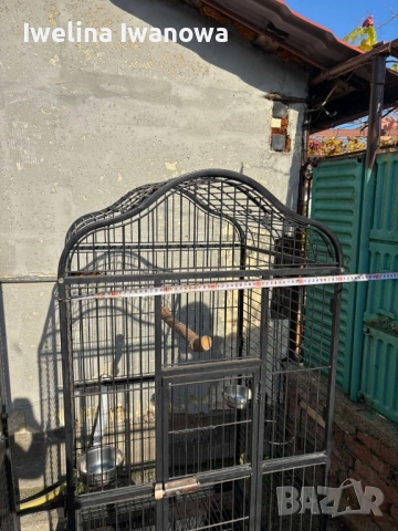 Продавам две клетки за папагали. Намират се в Сливен само лично предаване , снимка 6 - Папагали - 52422349