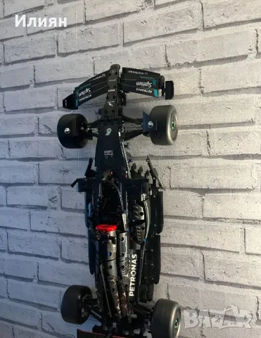 Стенна стойка за LEGO technic F1 болиди (W14 и MCL36), снимка 3 - Конструктори - 48930634