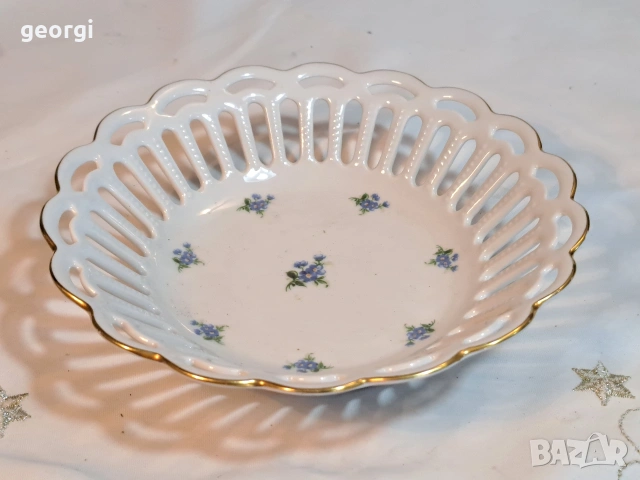 ажурна порцеланова чиния Lichte 33/2