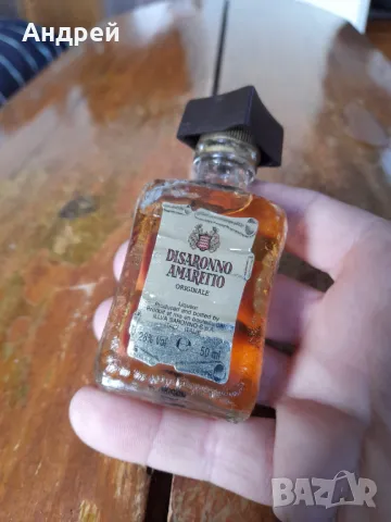 Стара бутилка Disaronno Amaretto, снимка 2 - Други ценни предмети - 50100091