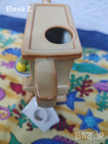 Колекционерски винтидж чайник на Paul Cardew - Small Welsh dresser, снимка 10 - Колекции - 52344504