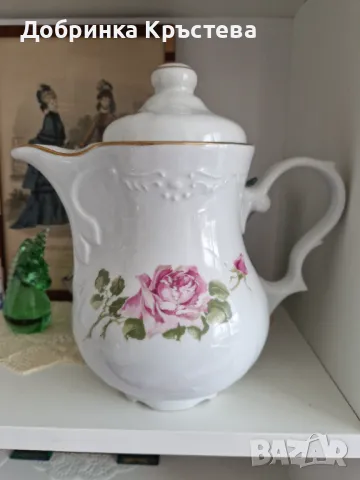 Голям чайник с интересна форма