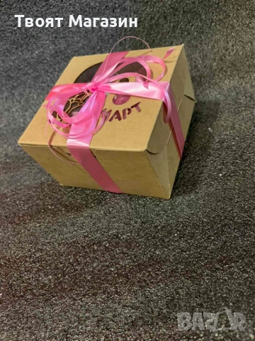 Подарък за 8-ми март: Кутия със соева свещ Рози и магнит "Ръчна изработка", снимка 7 - Подаръци за жени - 53121670