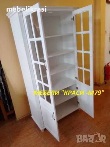 Витрина с прозрачно стъкло в Бяло. Налична!, снимка 4 - Секции и витрини - 48699677