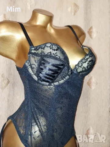 BESIRED M Черен дантелен корсет с 4 жартиери за чорапи , снимка 5 - Корсети, бюстиета, топове - 49108996