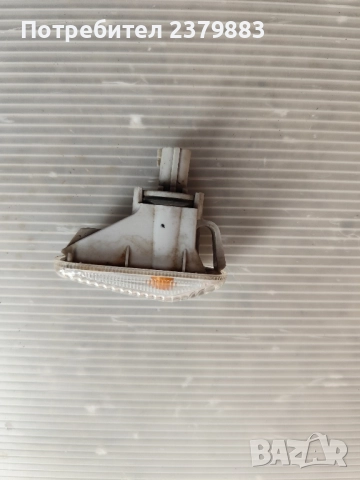 Мигач от преден калник за Хонда джаз Honda jazz , снимка 2 - Части - 51549178