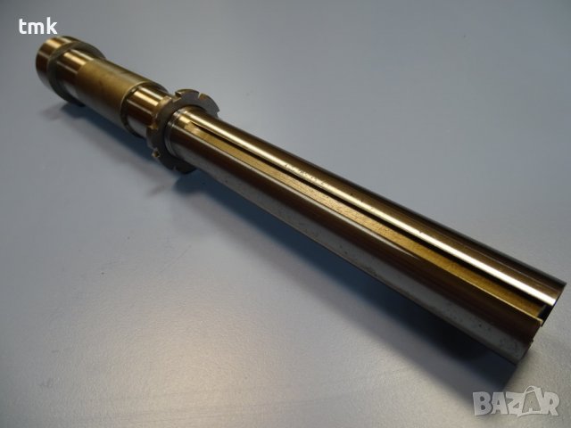 Вертикален шпиндел за фреза стандарт SK 30, ISO 30, снимка 3 - Резервни части за машини - 39040336