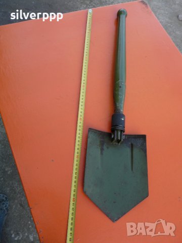  Стара военна сгъваема лопатка 