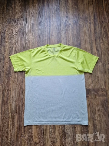 Страхотна мъжка тениска UNIQLO размер L 