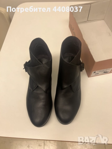 Черни Кожени Дамски Обувки - Чисто Нови, снимка 4 - Дамски елегантни обувки - 51905882