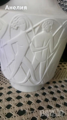 Бяла ваза Edelstein Bavaria , снимка 2 - Вази - 51194537