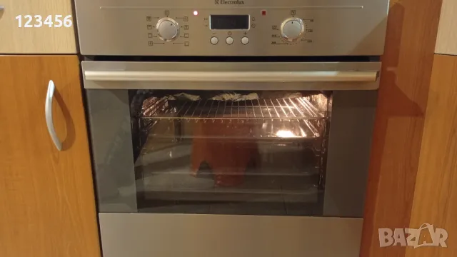 Фурна за вграждане Electrolux за части, снимка 3 - Печки, фурни - 47993928