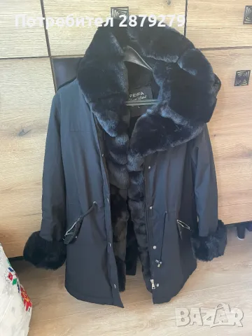 Зимна парка много пухкава L размер 60 лв, снимка 1