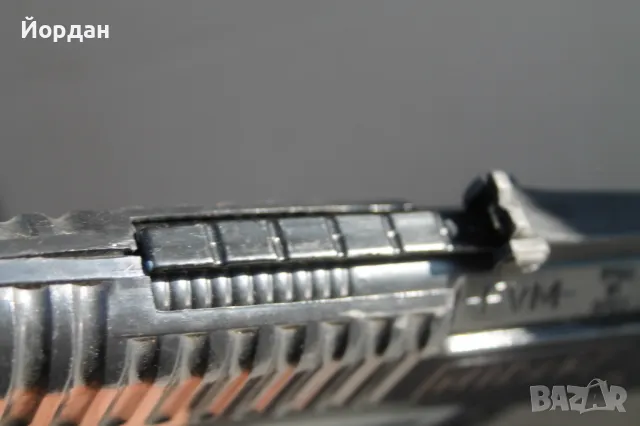 Италиански въздушен пистолет ''Umarex Comander'', снимка 9 - Въздушно оръжие - 47498008