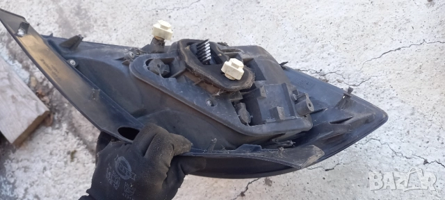 Десен стоп Opel Astra H hatchback, снимка 2 - Части - 51871455