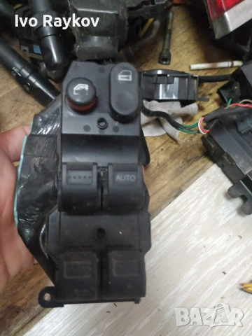 Панел бутони ел. стъкла Honda Jazz , 35755-SAA-306-M1, снимка 2 - Части - 51186117