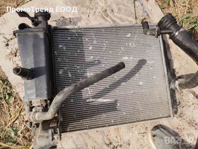 Воден радиатор охлаждане БМВ Е46 BMW E46 320d 320 в Части в гр. Плевен -  ID42380459 — Bazar.bg