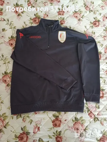 Продавам горнище на Стандарт Лиеж , снимка 2 - Спортни дрехи, екипи - 47527312