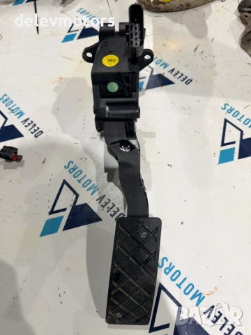 6R1723503B педал за газ от Ford Focus 1.0T EcoBoost, двигател M1DD, 6 ск., 125 кс., 2019 г., 141 000, снимка 2 - Части - 53481116