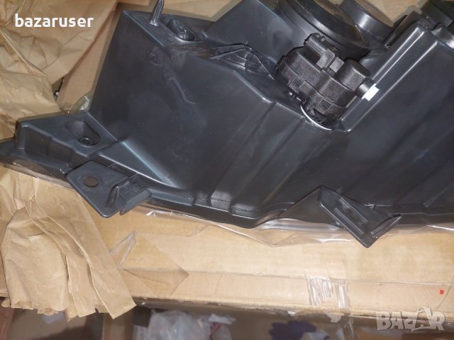 Нов Фар за Renault Master/Opel Movano с мотор (2010-2015г.) L/R,, снимка 4 - Части - 34211280
