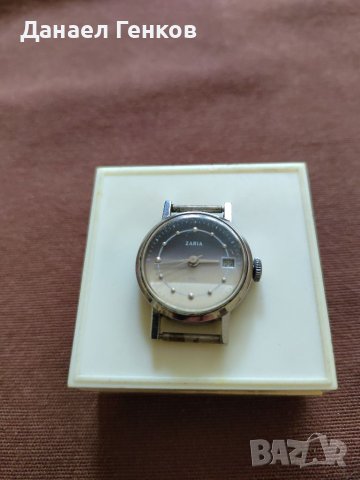 Механичен дамски часовник , снимка 2 - Антикварни и старинни предмети - 40954481