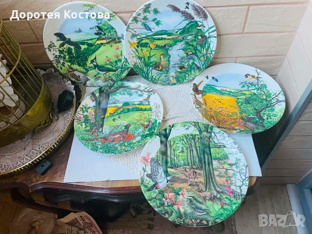 Красиви чинии от костен порцелан от Англия 