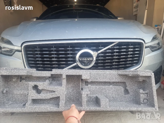 Кора за инструменти Волво XC60 2017-2025