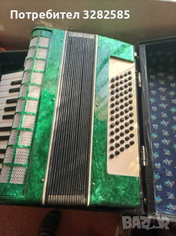 Руски Акордеон 60 баса, снимка 1