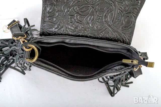 Дамска кожена черна чанта с ресни марка Matilde Costa , снимка 5 - Чанти - 37238233