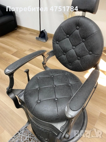 Бръснарски стол, снимка 3 - Бръснарски столове - 53668284