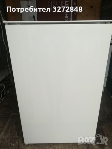 Малък хладилник с камера 