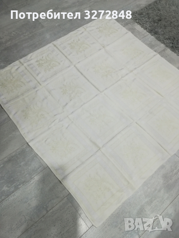 Покривка за маса 126/121см, снимка 2 - Покривки за маси - 44793584