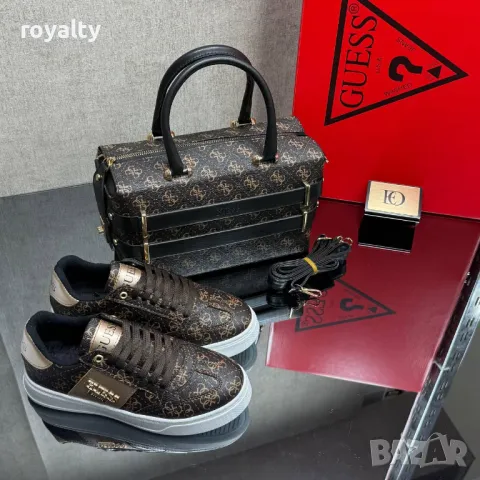 Guess дамски комплекти Различни цветове , снимка 4 - Маратонки - 49210274