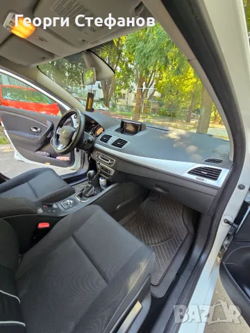 Renault Megane 1.5 dCi 110кс, снимка 15 - Автомобили и джипове - 56058730