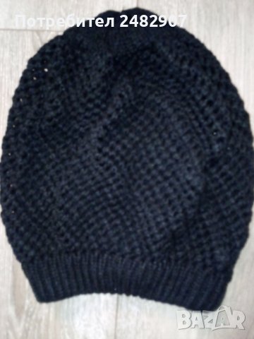 Дамска плетена шапка, снимка 2 - Шапки - 41886644