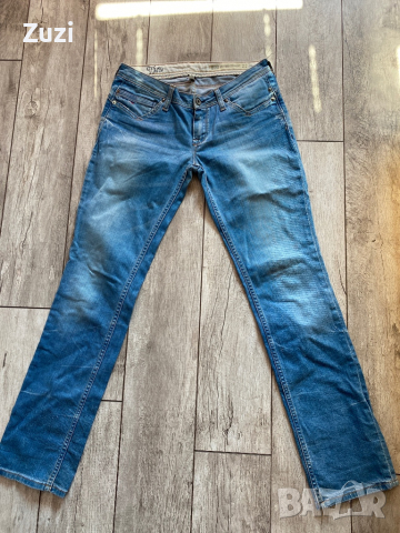 Tommy Hilfiger 28/32 Victoria Straight 
