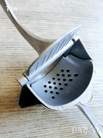 Ръчна цитрос преса , снимка 4 - Сокоизстисквачки и цитрус преси - 49918096