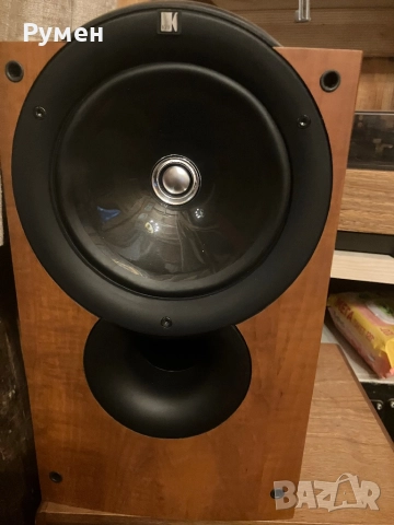 Kef Q1