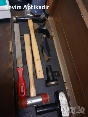 Комплект ръчни  тенекиджийски чукове и наковални