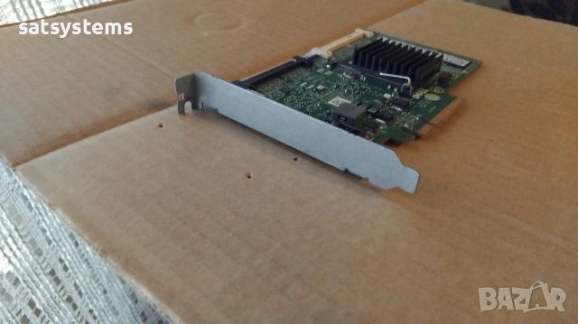 Dell Perc 6i E2K-UCP-61 UW637 PCI-E Raid Controller Card, снимка 3 - Други - 52462810
