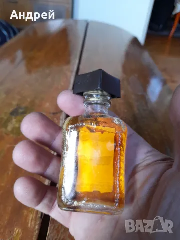 Стара бутилка Disaronno Amaretto, снимка 4 - Други ценни предмети - 50100091