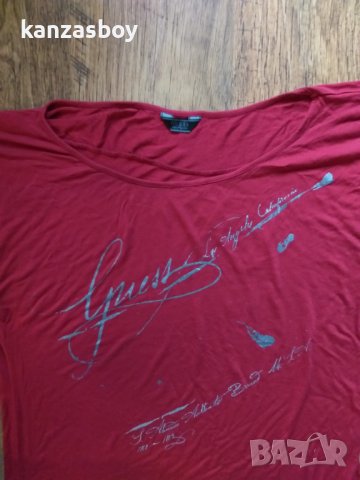 guess - страхотна дамска тениска КАТО НОВА, снимка 2 - Тениски - 39409935