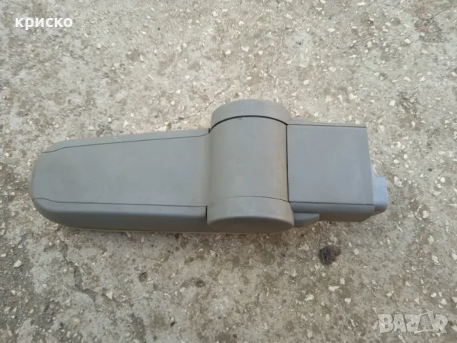 подлакътник голф 4, снимка 3 - Аксесоари и консумативи - 47991365