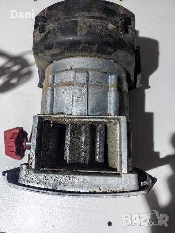 Механизъм за валцова дробилка 