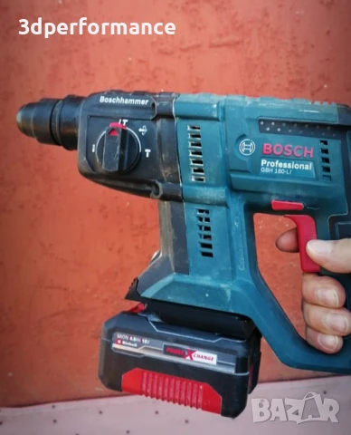 Адаптери преходници Dewalt Makita Milwaukee Bosch Parkside Bosch Einhell Total Aeg Metabo Raider, снимка 7 - Винтоверти - 50674597